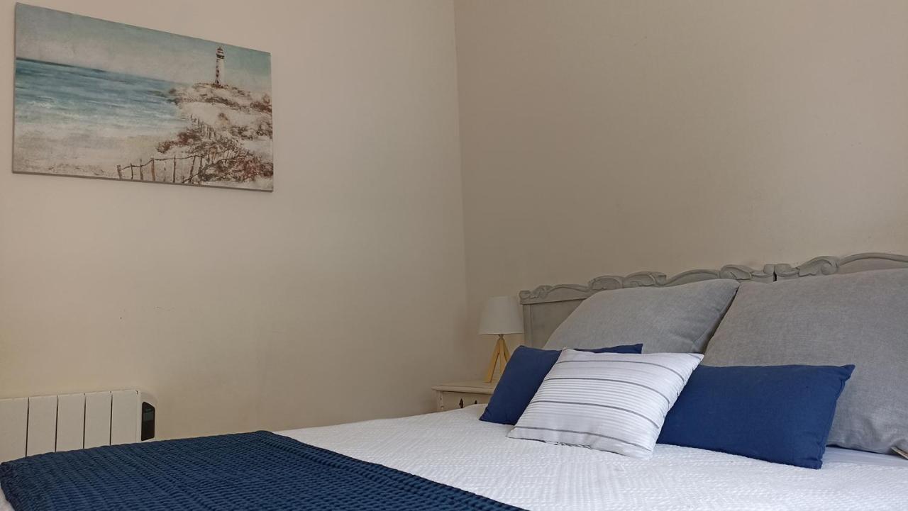 Casa Dolfín - Tu hogar en la costa del paraíso Hostal Navès Exterior foto